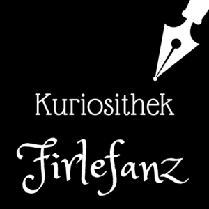 Weiße Schrift und Schreibfeder-Icon auf schwarzem Hintergrund: Kuriosithek - Firlefanz | Klopfecke - Texte mit Geist